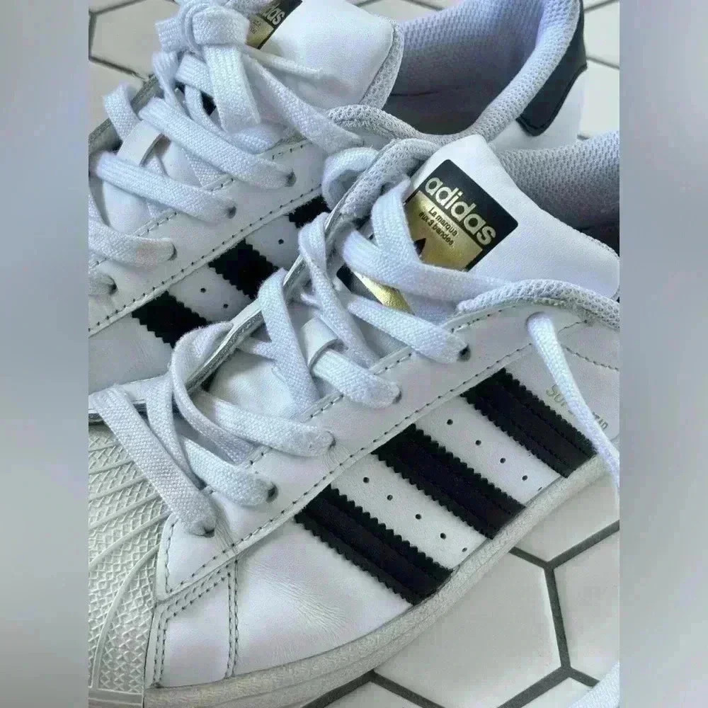 ADIDAS Superstar black and white - Picture 3 of 6